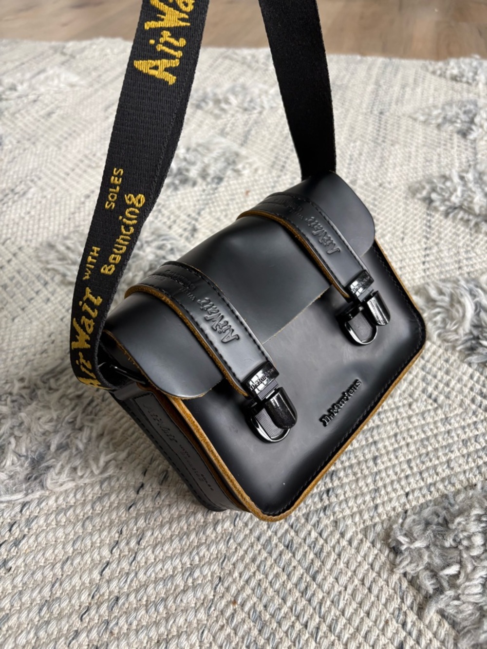 Dr. Martens - Picture 5 of 10